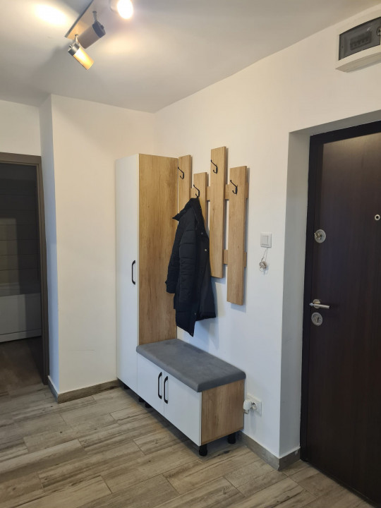 Apartament de inchiriat, 2 camere, decomandat, etajul 3/4