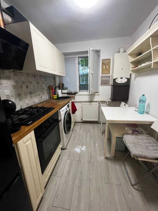 Vanzare Apartament 2 camere | Mall Vitan | Decomandat | 37mp