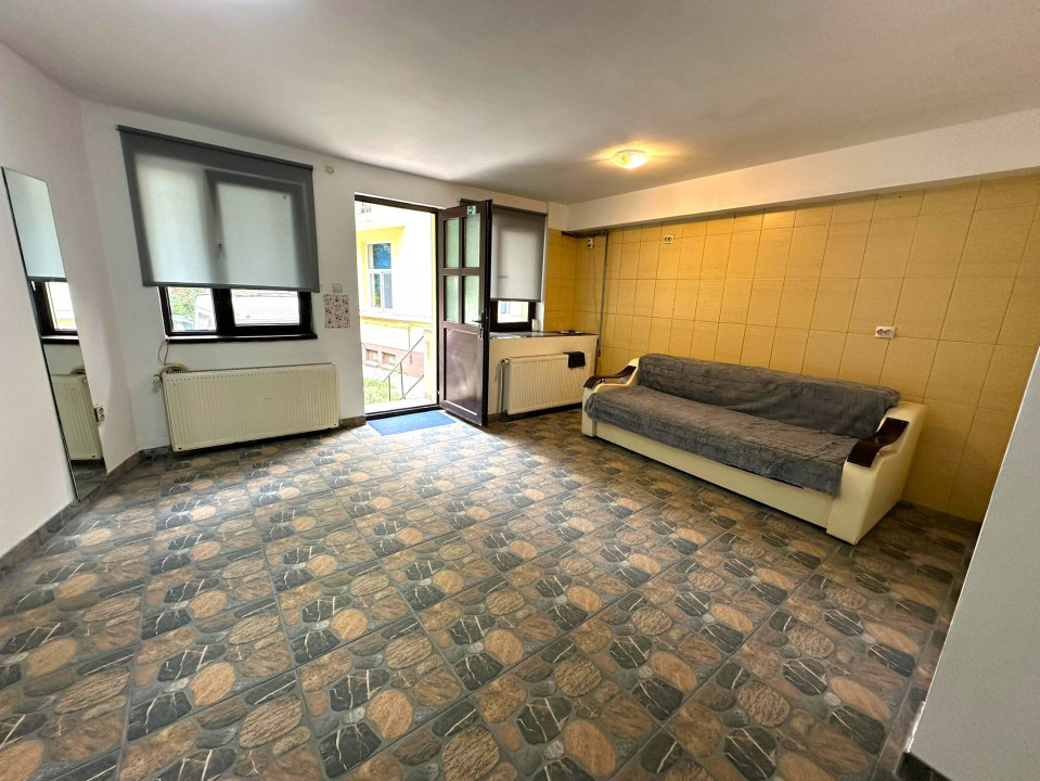 Inchiriere 2 Camere Vitan Mall | centrala proprie | curte | loc parcare