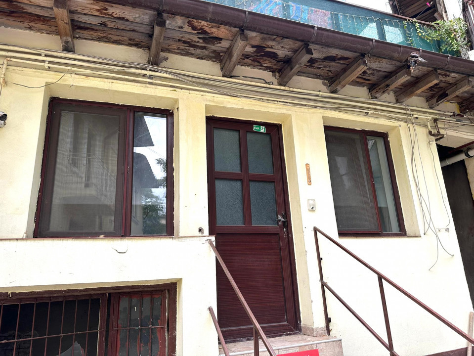 Inchiriere 2 Camere Vitan Mall | centrala proprie | curte | loc parcare