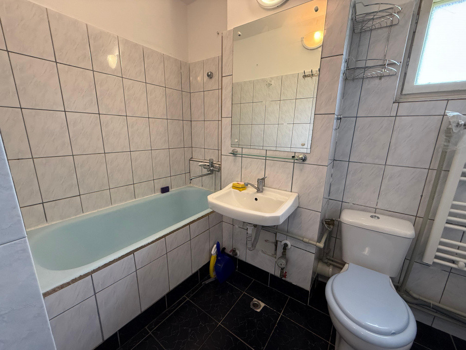 Vanzare Garsoniera cu centrala termica | Mall Vitan | 40 mp
