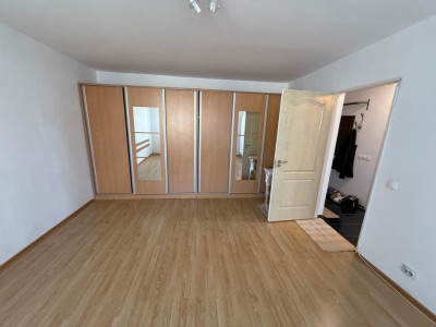 Vanzare Garsoniera cu centrala termica | Mall Vitan | 40 mp