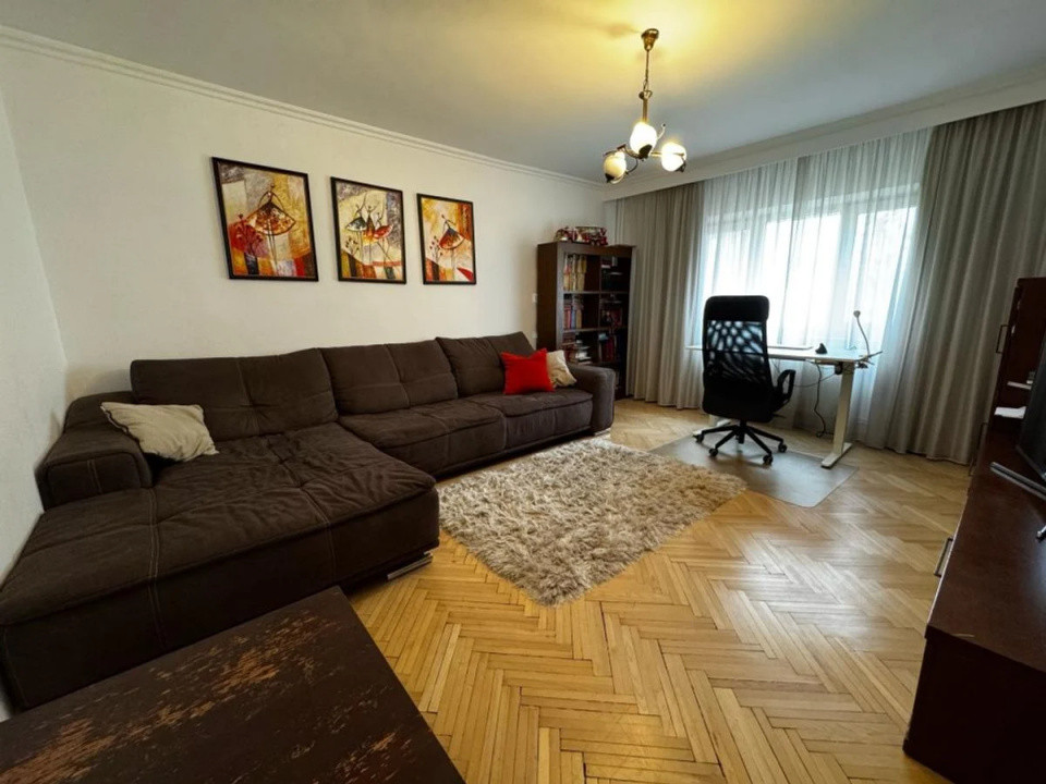 Vanzare Apartament 3 camere | Nerva Traian | 77mp