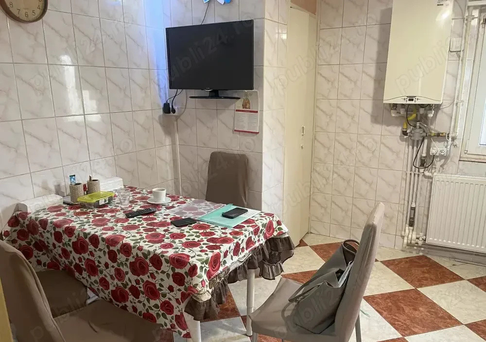 Vanzare Apartament 4 camere cu centrala termica | Vitan Mall | 98 mp