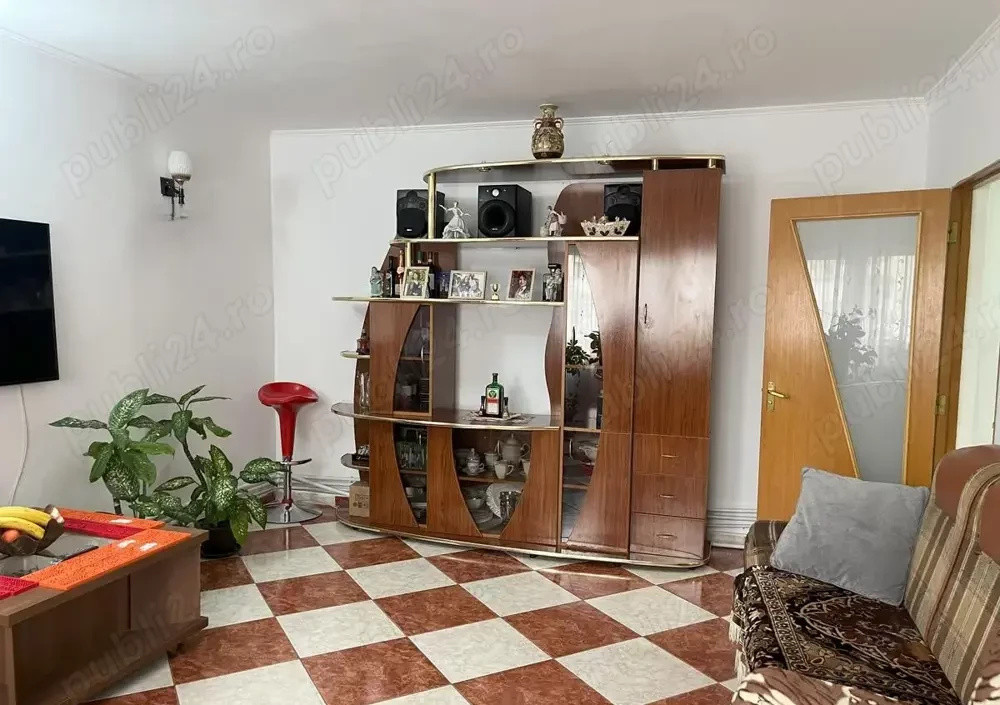 Vanzare Apartament 4 camere cu centrala termica | Vitan Mall | 98 mp