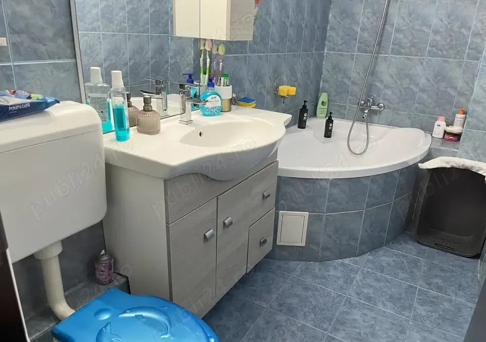 Vanzare Apartament 4 camere cu centrala termica | Vitan Mall | 98 mp