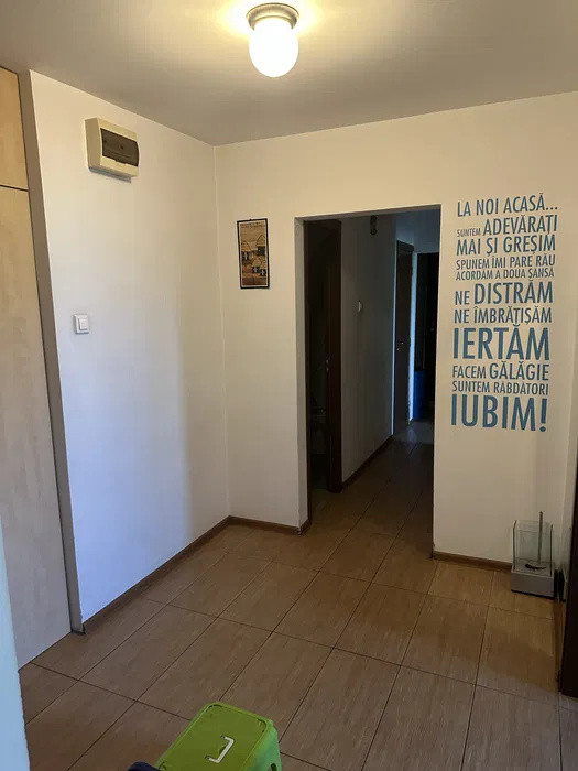 Vanzare Apartament 3 camere | Vitan Kaufland | 66mp | Metrou