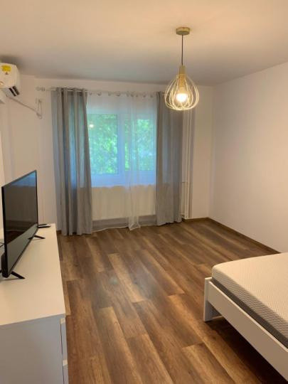 Vanzare Garsoniera Modernizata & Mobilata | Vitan | 35mp