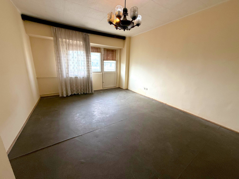 Vanzare Garsoniera etaj intermediar | Mall Vitan | 40 mp