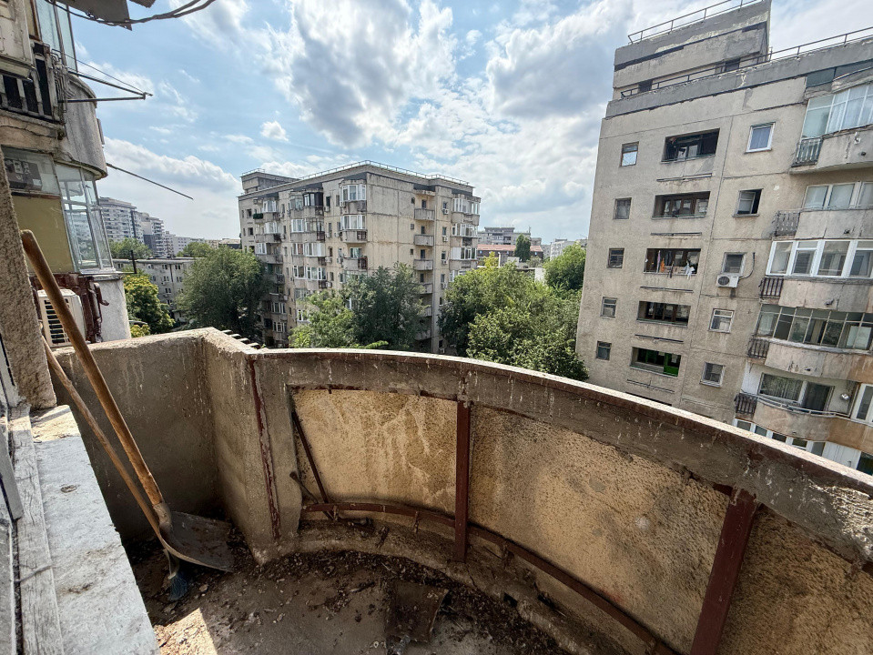 Vanzare Garsoniera etaj intermediar | Mall Vitan | 40 mp