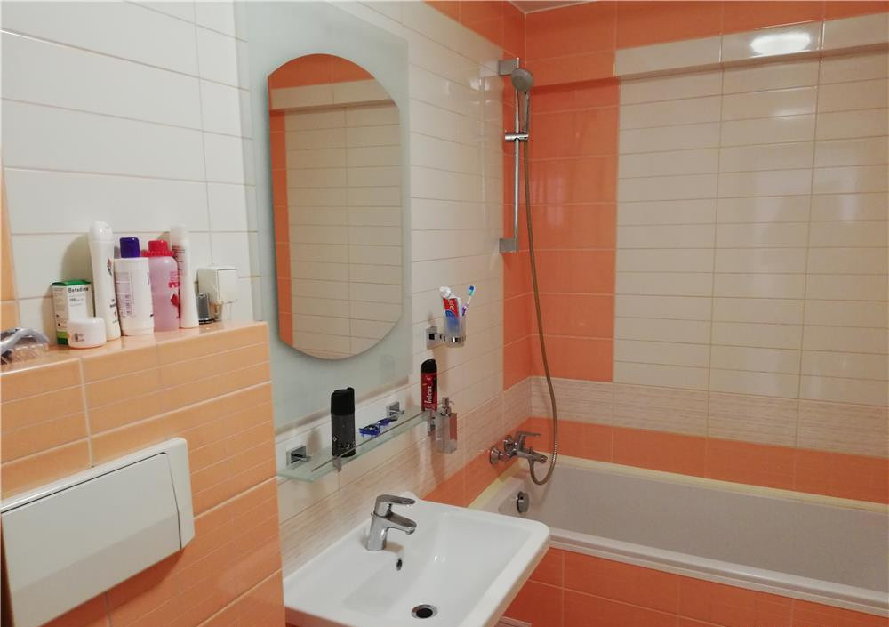 Vanzare Apartament 3 camere | Decebal | 67mp