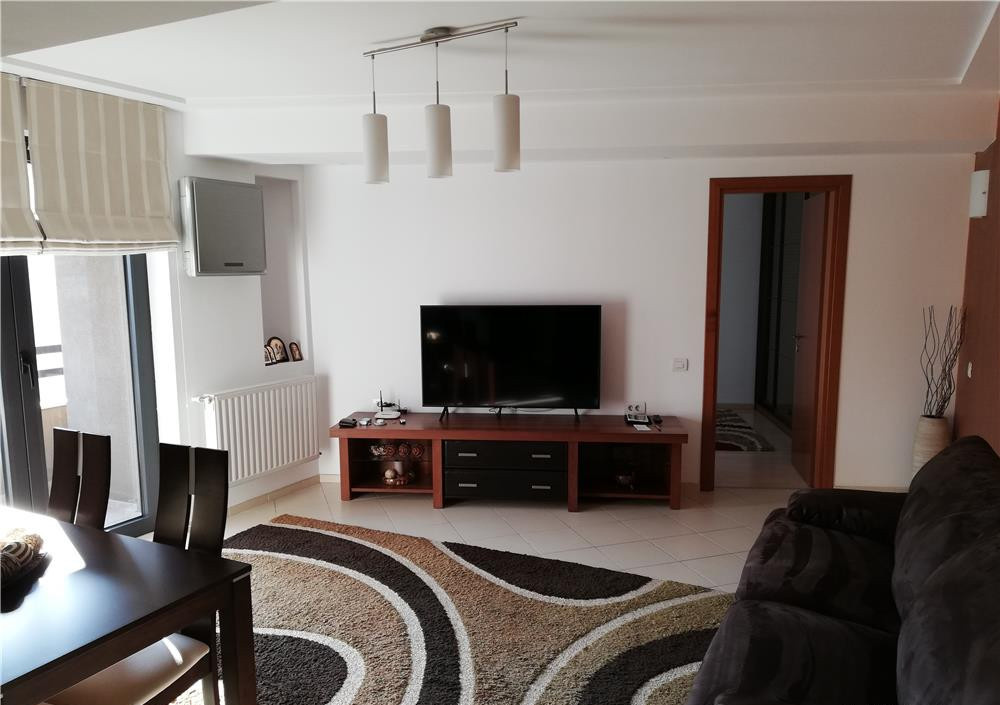 Vanzare Apartament 3 camere | Decebal | 67mp