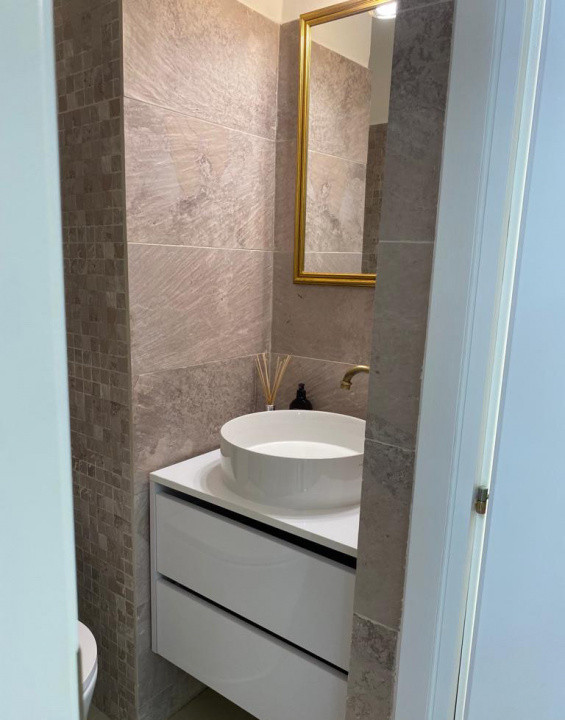 Vanzare apartament 3 camere transformat in 2 | Decebal | 76mp