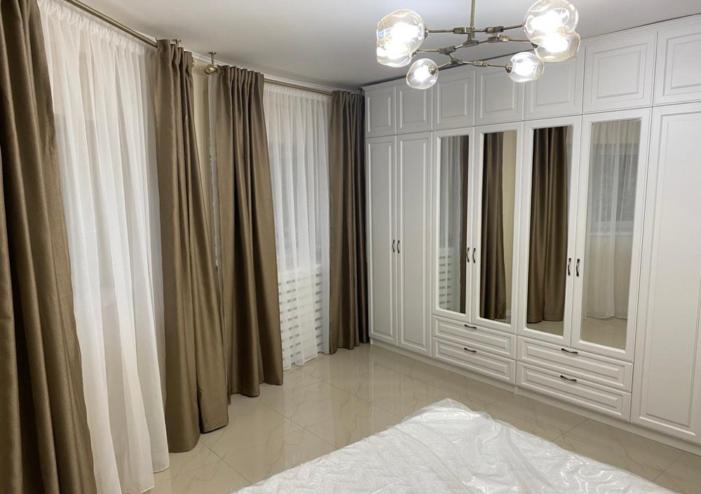 Vanzare apartament 3 camere transformat in 2 | Decebal | 76mp