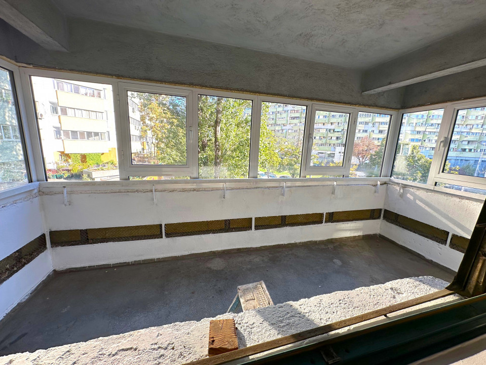 4 Camere 115mp Mega Mall Delfinului | terasa 11mp si boxa subsol 4mp