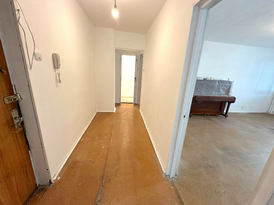 4 Camere 115mp Mega Mall Delfinului | terasa 11mp si boxa subsol 4mp