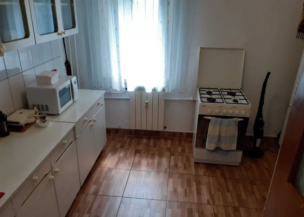 Vanzare Apartament 3 camere decomandat | Nerva Traian | 74mp