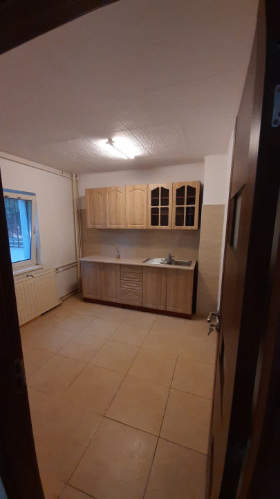 Vanzare Garsoniera decomandata cu balcon P/4 | Mall Vitan | 42 mp