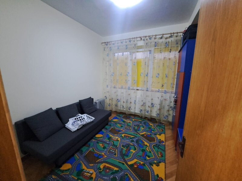Vanzare Apartament 3 camere semidecomandat | Piata Iancului | 65 mp