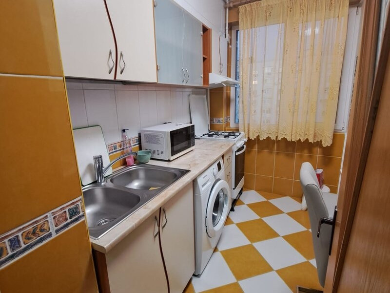 Vanzare Apartament 3 camere semidecomandat | Piata Iancului | 65 mp