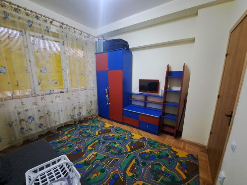 Vanzare Apartament 3 camere semidecomandat | Piata Iancului | 65 mp