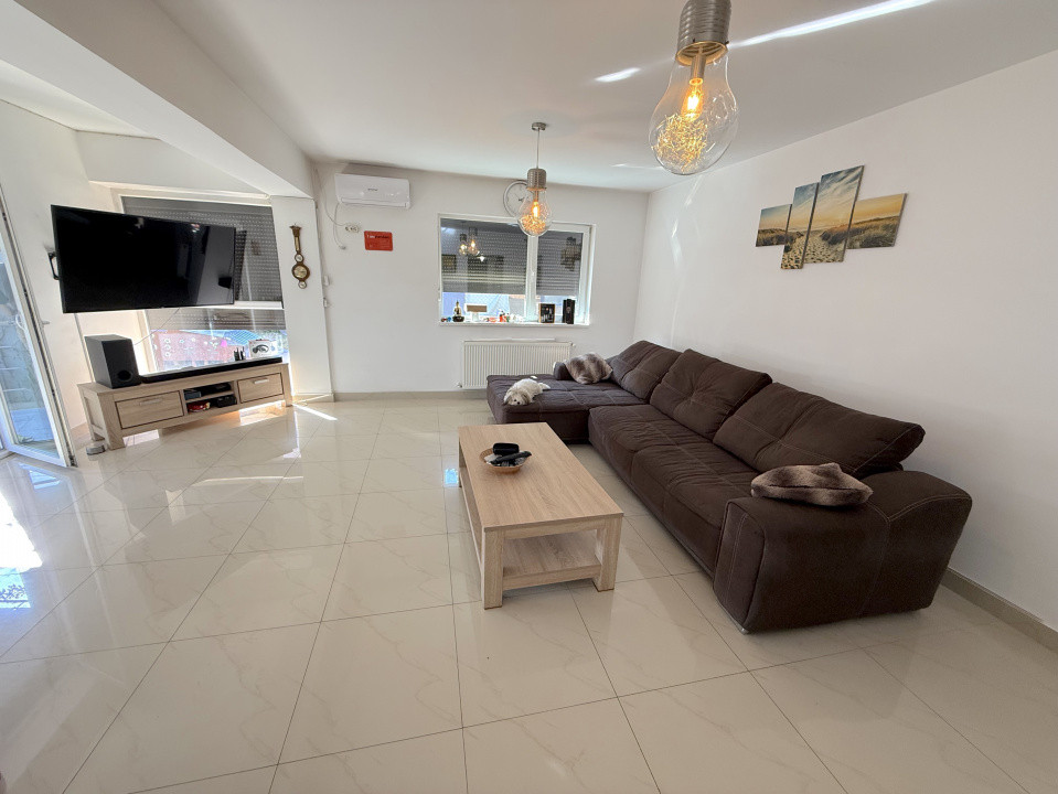 Casa Individuala Parter 95mp | mobilata si utilata | zona Fluturilor