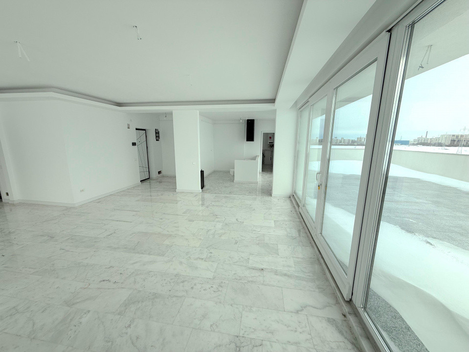 Penthouse 3 Camere cu priveliste panoramica - 224mp | Green Garden