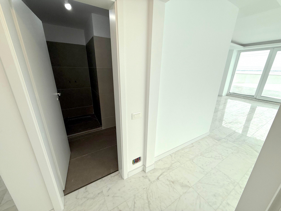 Penthouse 3 Camere cu priveliste panoramica - 224mp | Green Garden