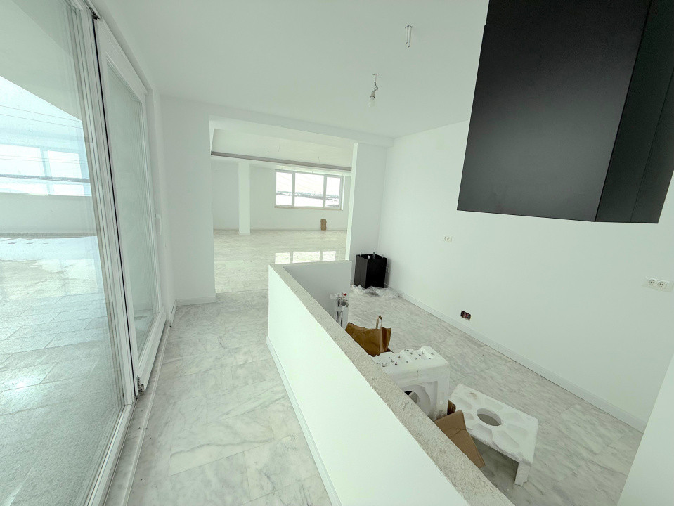 Penthouse 3 Camere cu priveliste panoramica - 224mp | Green Garden