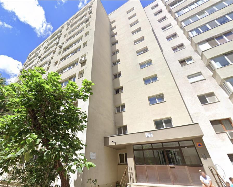 Vanzare Garsoniera Bd. Basarabia / bloc reabilitat / 33mp