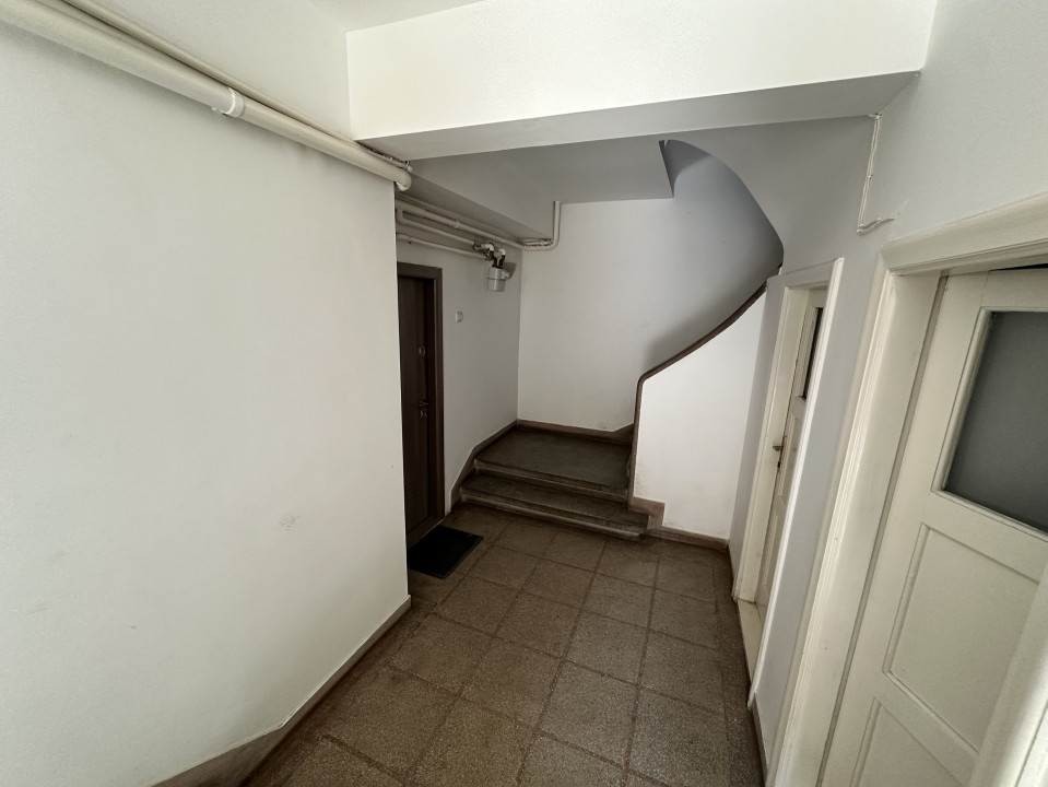 2 Camere Floreasca 84mp | curte 205mp | boxa 11mp | centrala termica