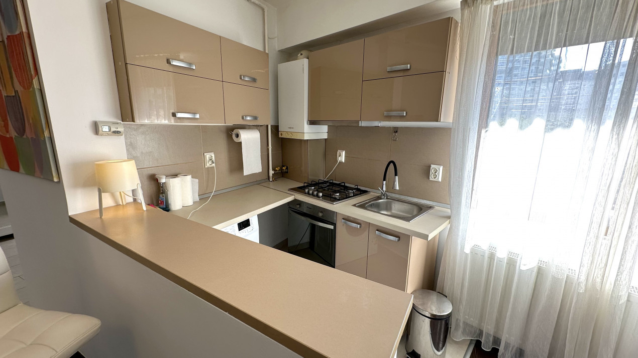 Vanzare 2 Camere Modern Mobilat & Utilat | centrala termica | bloc 2008