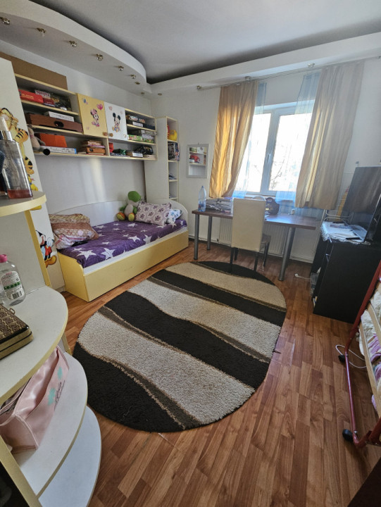 Apartament 2 camere decomandat, etajul 2!