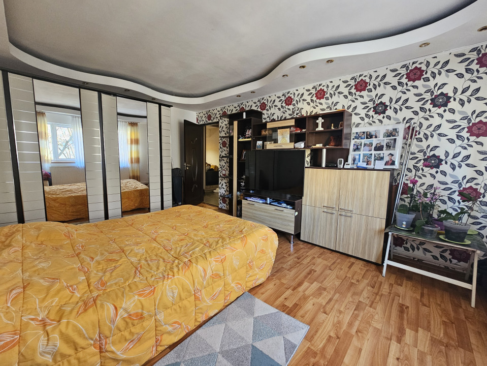 Apartament 2 camere decomandat, etajul 2!